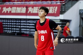 赛前深圳男篮备战西甲；复出首秀细节曝光；球迷炸锅；年轻球员得到机会的简单介绍天博官方网站登录